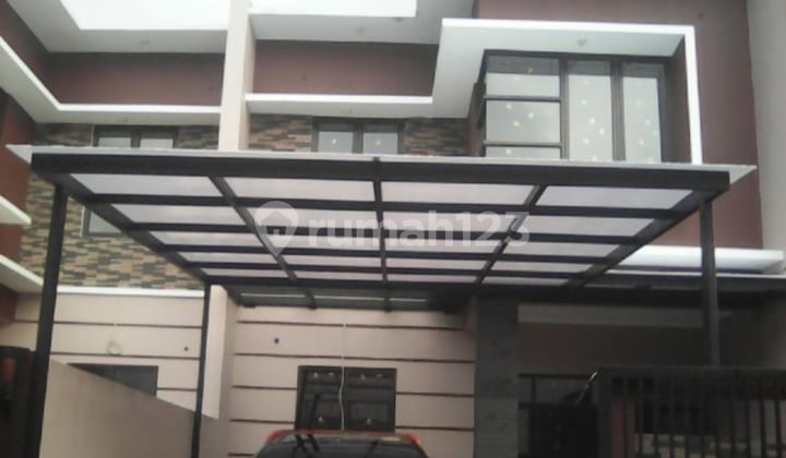 Rumah miniMalis dlm kelaster