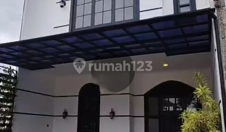 Rumah Clasik Siap Huni