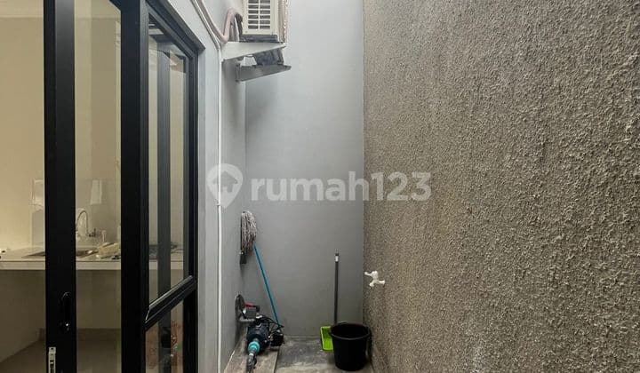 Jual Cepat Rumah Minimais Lokasi Dekat Stasiun Rawa Buntu Harga Murah