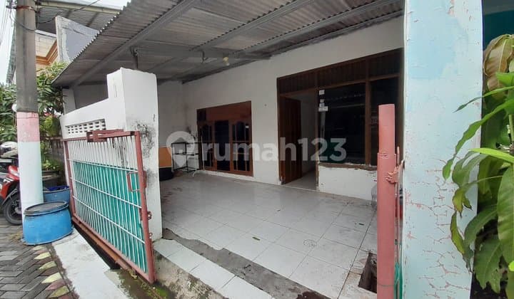 Dijual Rumah Lokasi Strategis di Tlogosari
