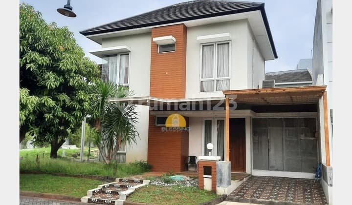 Dijual Rumah Bagus 2 Lantai Full Furnished di Graha Estetika
