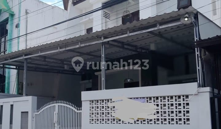 Dijual Rumah Lokasi Strategis di Pleburan