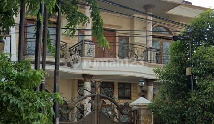 Dijual Rumah Bagus Strategis di Gajah Raya Semarang