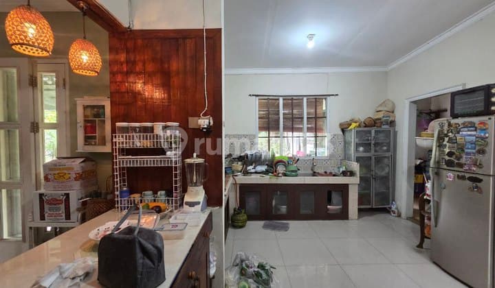 Rumah Commercial Raya Tenggilis Dekat Kampus Ubaya Surabaya