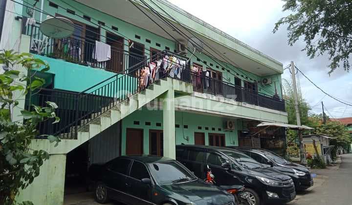 Cheap Sold, 2-Story Rental House, Strategically Located in Cakung, East Jakarta