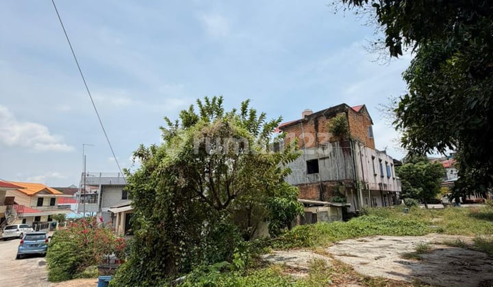 Dijual Cepat Lahan dan Bangunan Peruntukan Kos-Kosan Ataupun Rumah di Nagoya