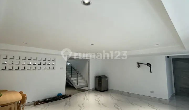 For Sale Luxury House in Bukit Indah Sukajadi Batam Centre