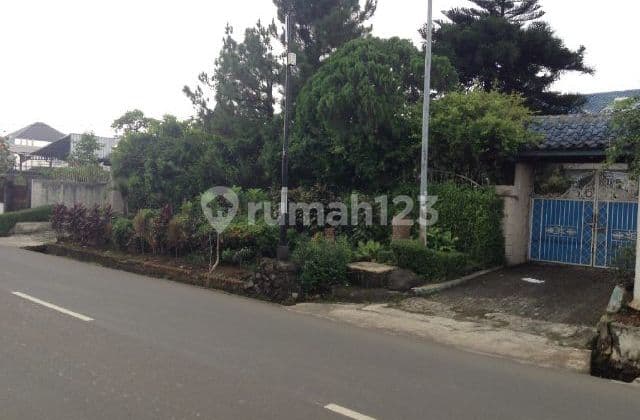 Rumah 2 Muka Jl M Saidi 1 Petukangan, Jakarta Selatan