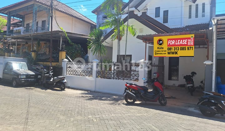 Rumah 2 Lantai Disewakan Lokasi Strategis
