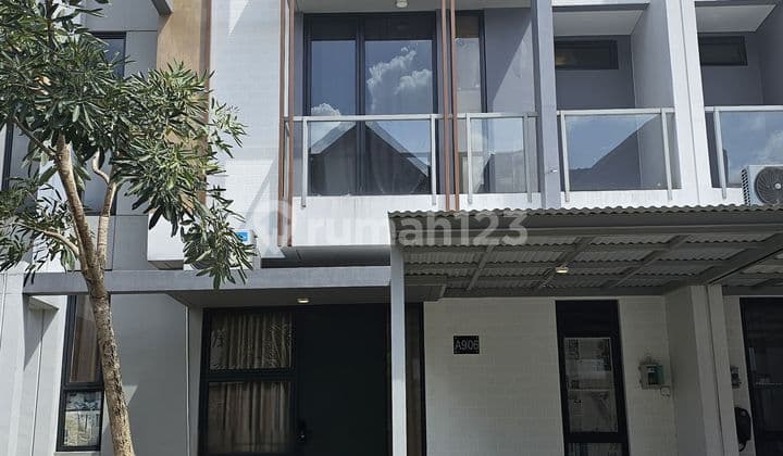Rumah Yuthica di Jual Cepat