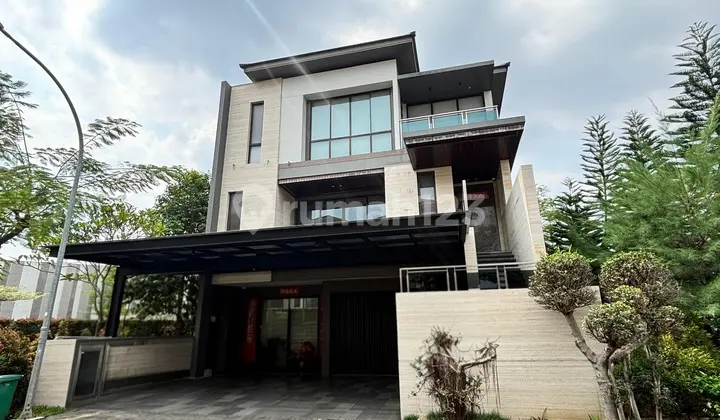 Rumah Cantik 3 Lantai Full Furnish di Kawasan BSD Cluster Zora