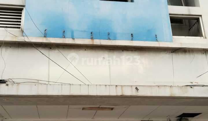 For Rent: 4-Story Bandengan Indah Shop House