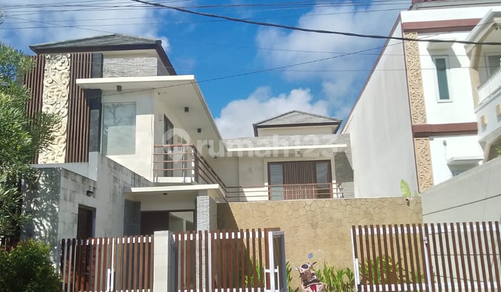 Cheap Villa Mumbul Bali Fully Furnished Swimming Pool