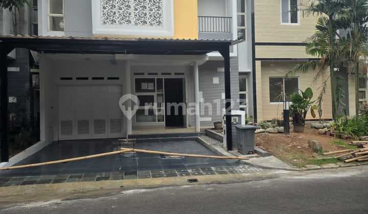 Rumah di Cluster Darwin. Gading Serpong