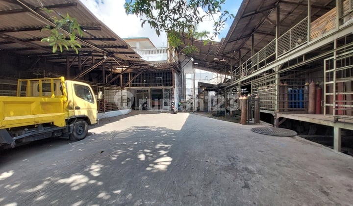 Rumah + Toko + Kontrakan Luas Strategis Bagus
