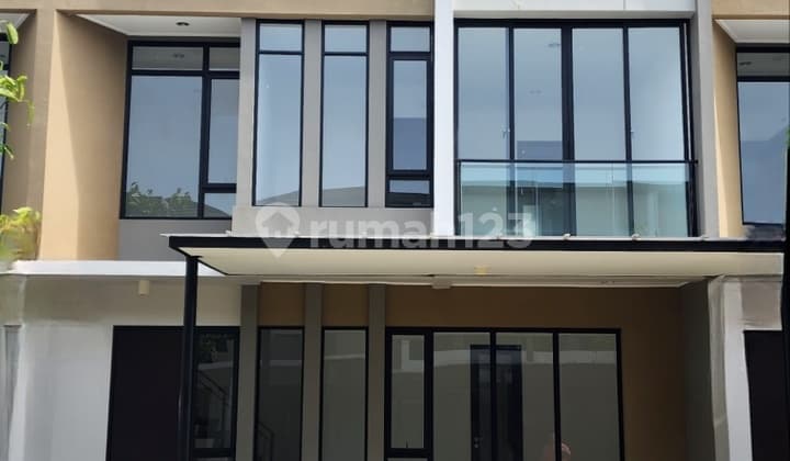 Rumah Cluster California Pantai Indah Kapuk 2