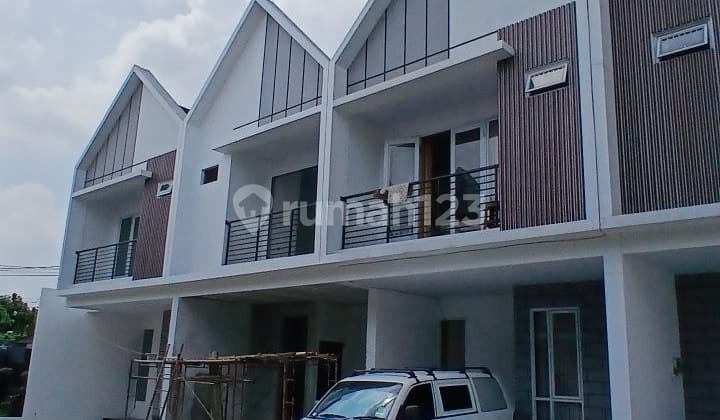Rumah Mewah Cluster Cimanggi Siap Huni