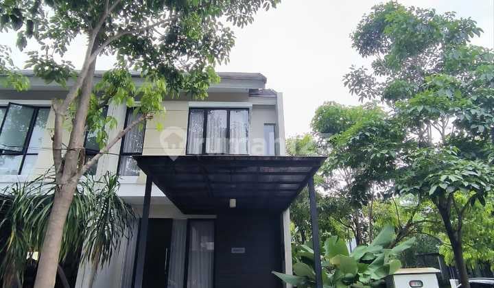 Minimalist House Northwest Central Citraland West Surabaya