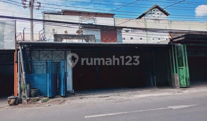 Rumah Usaha Komersial Strategis Raya Putro Agung Surabaya Timur
