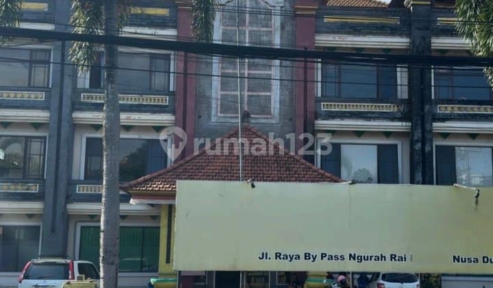 Dijual Gedung dengan Lokasi Strategis Cocok Digunakan untuk Perkantoran dan Pusat Pendidikan