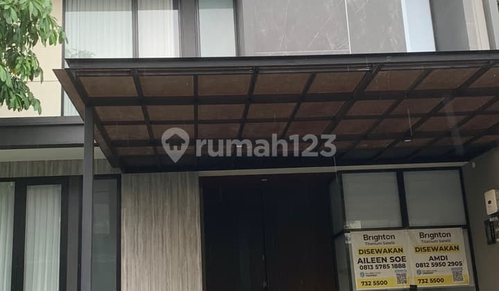Disewakan Rumah Cluster District Nine - Citraland Surabaya Barat