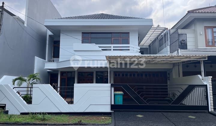 House, 2 Floors, in Pondok Indah, Alamasri