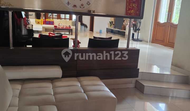 Dijual Rumah Bgm Pik 1 12X25 2,5Lantai Semi Furnish Siap Huni