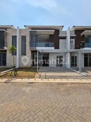 Disewakan Rumah Pik 2 10X15 2Lantai Siap Huni Rapih