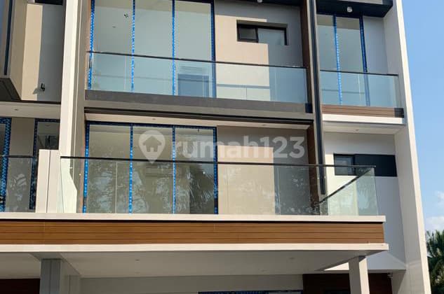 Ready-to-Occupy House at Osaka Residence Pik2 Type Himawari