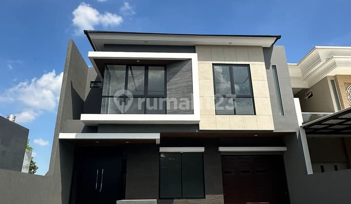 Dijual Rumah Citraland Baru Gress Surabaya Barat