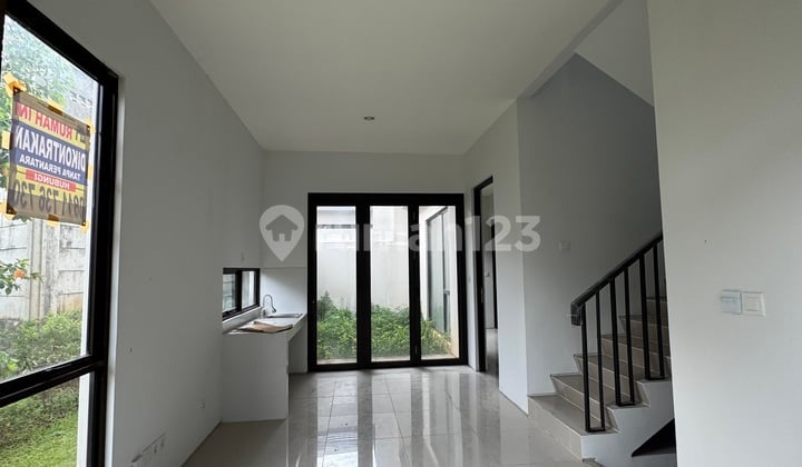 Rumah di Serpong BSD 2 Lantai Hook
