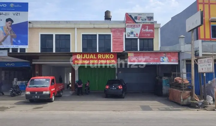 Strategic Shop House in Pasar Curug Area, Tangerang