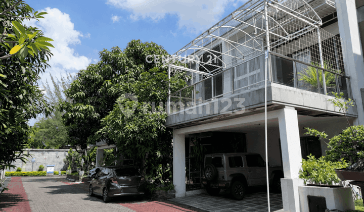 House with One Gate System in Palagan Only 10 Minutes to UGM