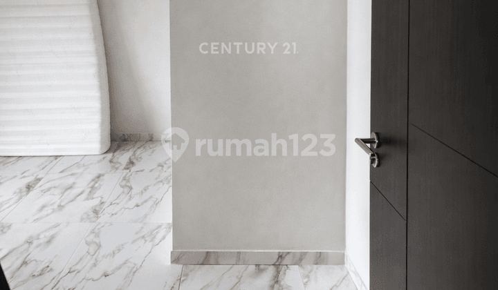 2BR Corner Unit with Merapi View Apartment on Jalan Palagan