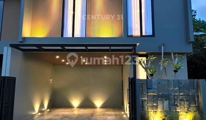 Ready-to-Occupy 2-Story House Fully Furnished Near Jogja Waterboom