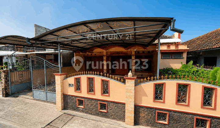 Rumah Luas di Palagan Cocok untuk Bisnis Kost atau Guest House