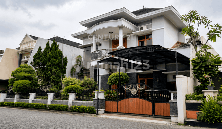 Exclusive Ready-to-Occupy House Near UGM Campus and JCM