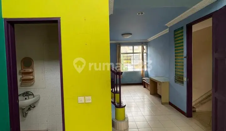 2-Storey Townhouse at Taman Ayu, Karawaci Housing Complex, Tangerang