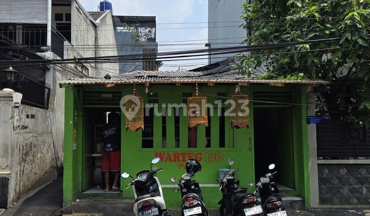 Strategic Business House for Sale in Cipinang Muara