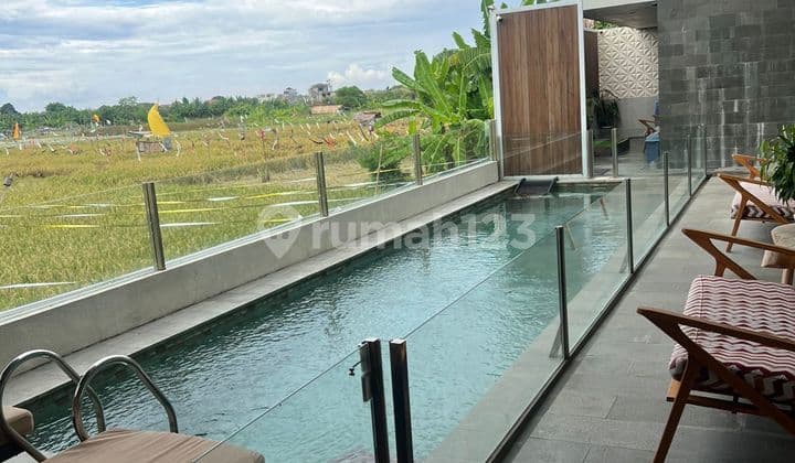 Dijual Freehold Villa - Seminyak 3 Lantai SHM Siap Huni Bebas Banjir View Sawah