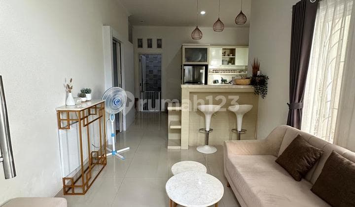 Dijual Rumah 2 Lantai Semi Furnish - Kertalangu Kesiman Denpasar Timur SHM Bebas Banjir Lokasi Strategis Akses Jalan Mobil