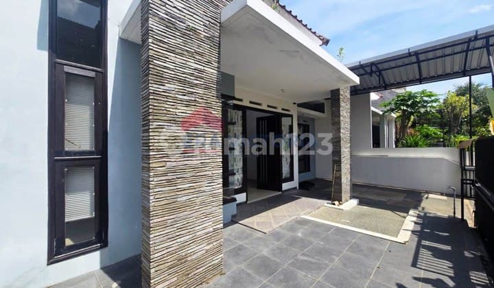House for Rent in Dieng Near Unmer