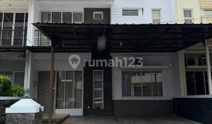 Ready-to-Occupy Fully Furnished House Puri Mansion Near Mall Puri Indah