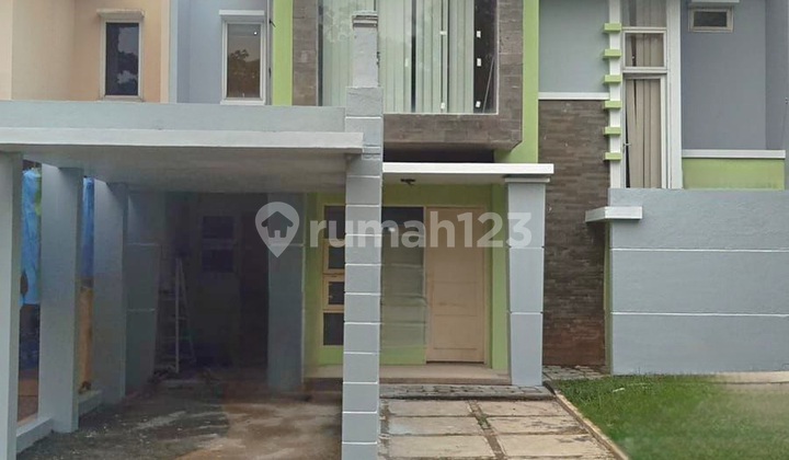 For Sale: Legenda Wisata House Inside a Cluster, Front of Park
