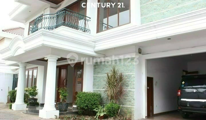 Luxury Green Kemang House Ready to Move In Very Comfortable With Pool 10347