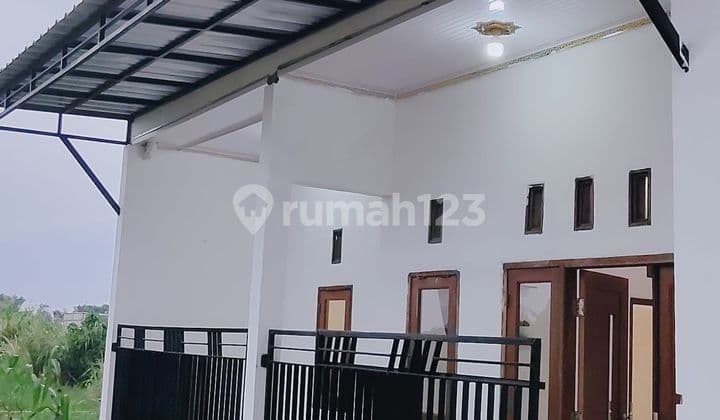 House, 1 Storey, Freehold, in Benowo