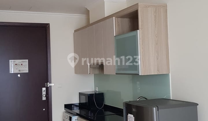 For Rent: Menteng Park Apartment, Studio Type, Fully Furnished