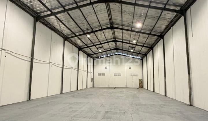Available | Ready-to-Use Warehouse Clean & Neat in Taman Tekno BSD