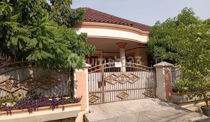 Boarding House with 8 Rooms in Kampung Sumur, East Jakarta, Near Private Campus & JGC