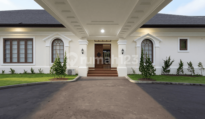 Luxury House,,Natural Atmosphere Green Trees,,Nearby Toll Access.aeon Mall.rs Mmc,,Jungle Land